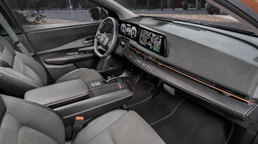 Nissan Ariya - cabin