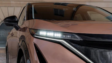 Nissan Ariya - front light