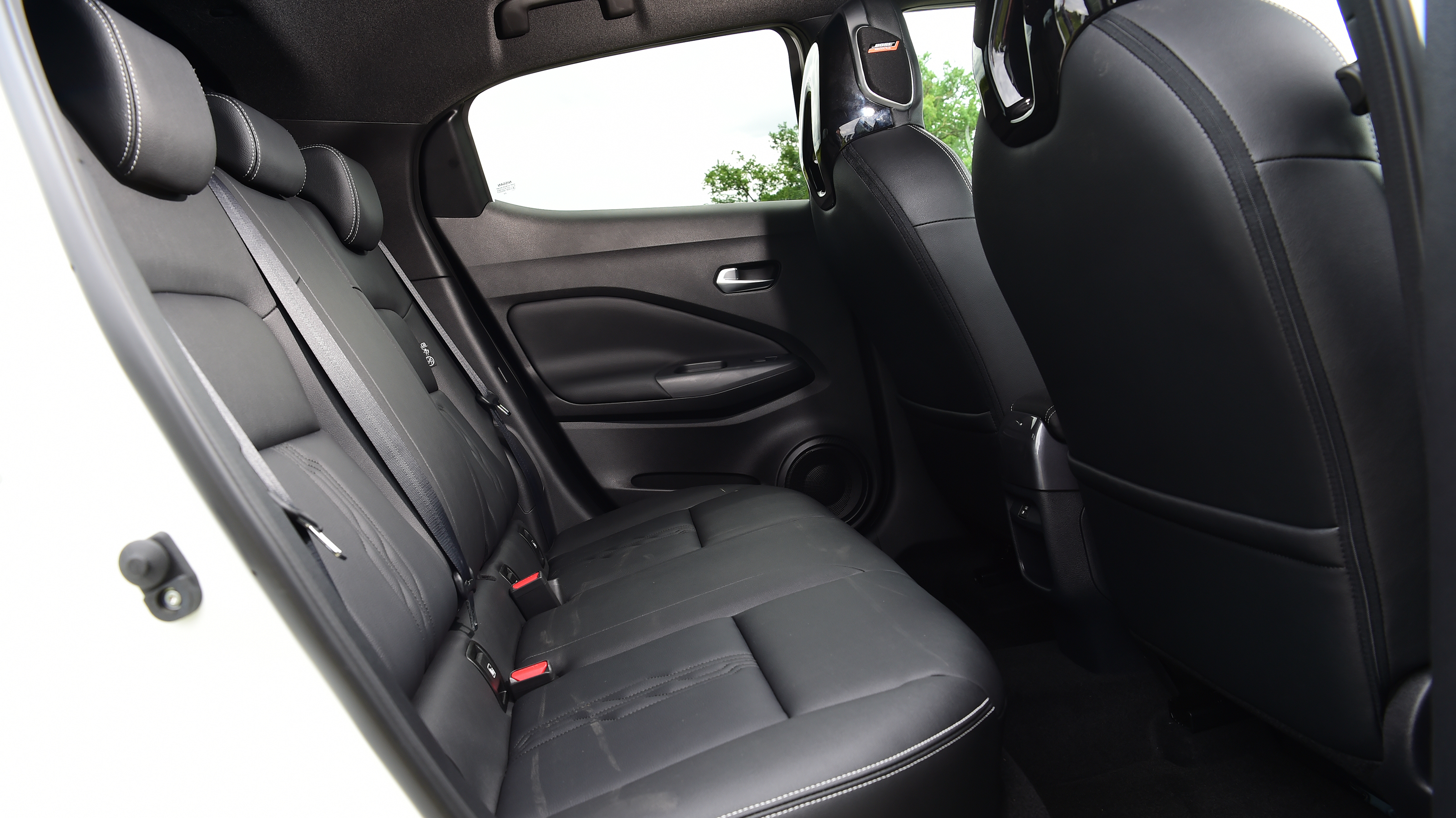 Nissan Juke Hybrid - rear seats