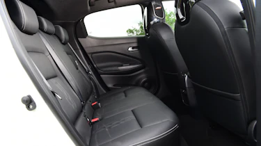Nissan Juke Hybrid - rear seats