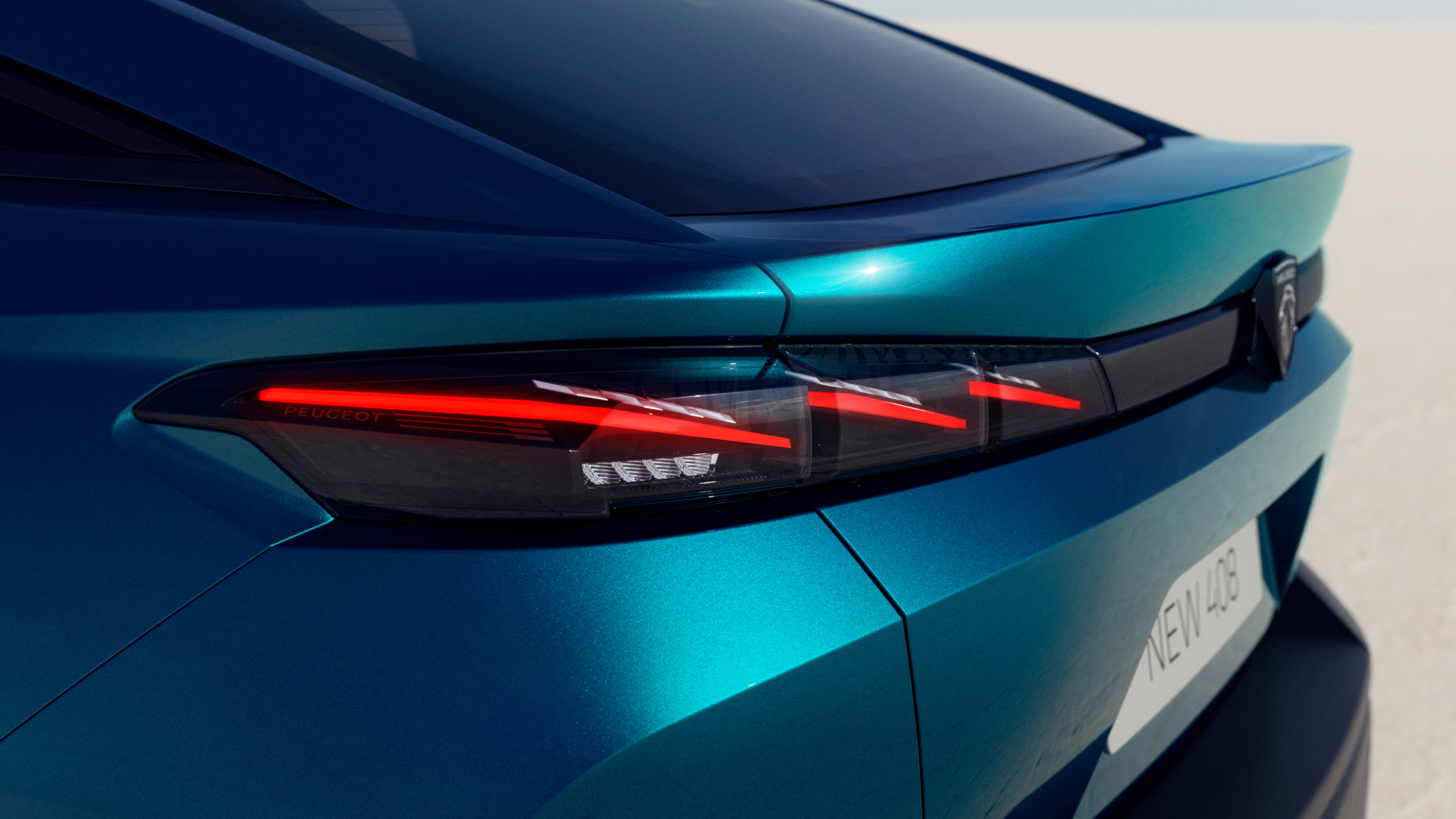 Peugeot 408 - rear lights