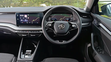 Skoda Octavia Estate - dash