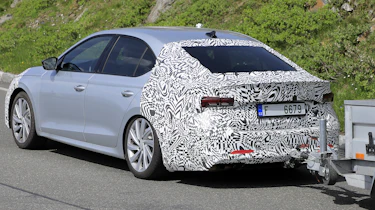 Facelifted Skoda Octavia spyshots - hatchback rear