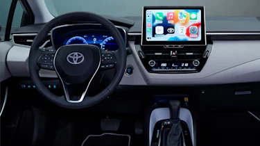 Toyota Corolla facelift prototype - dash