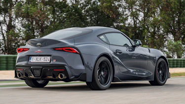 Toyota Supra manual - rear