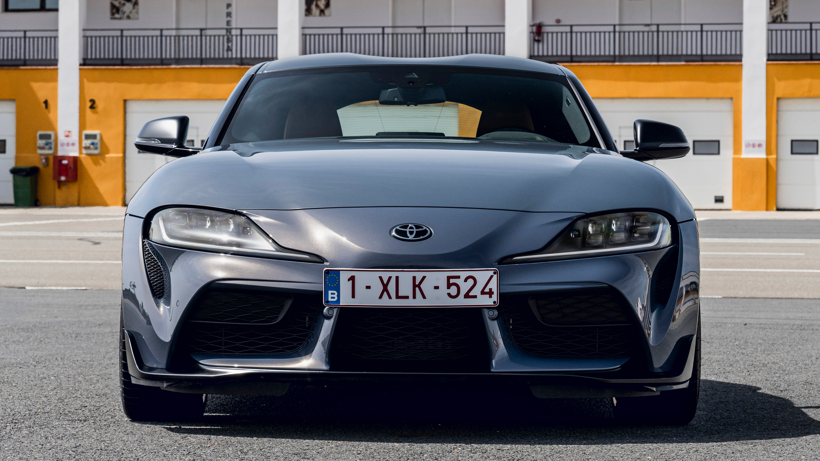 Toyota Supra manual - full front