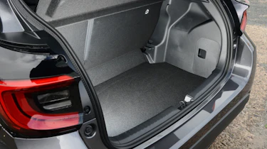 Toyota Yaris - boot