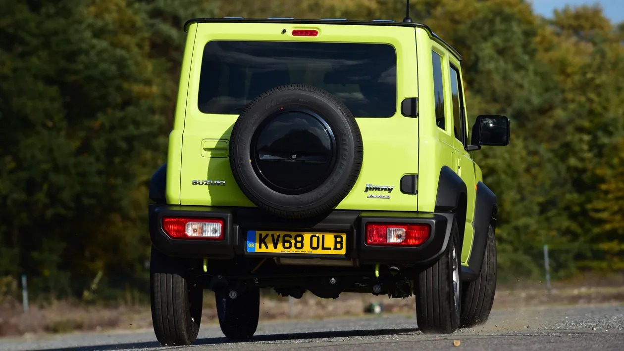 Suzuki Jimny Mk4 - rear action