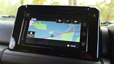 Suzuki Jimny Mk4 - sat-nav
