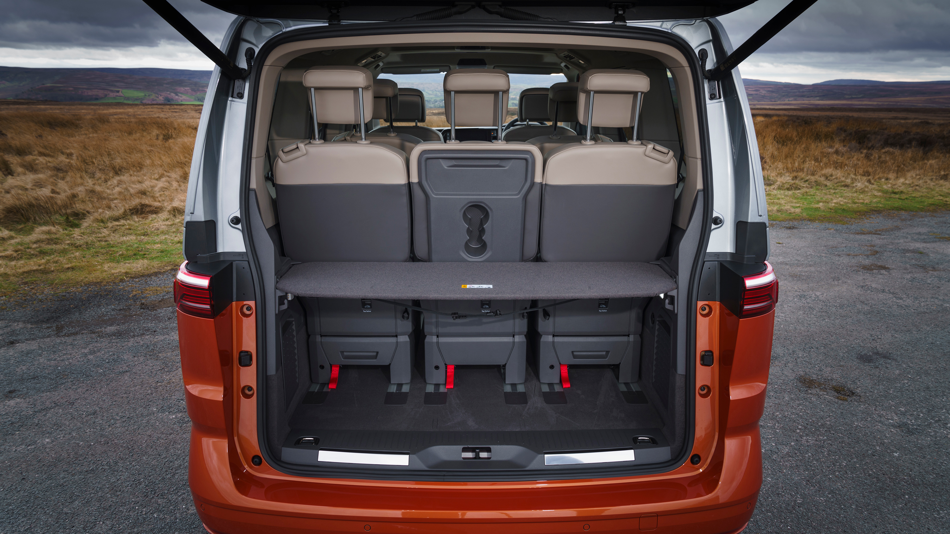 VW Multivan eHybrid 