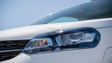 Vauxhall Vivaro-e Hydrogen - headlight