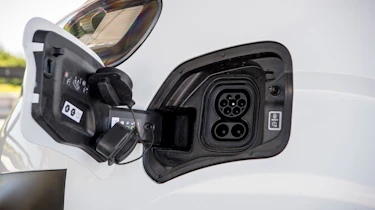 Vauxhall Vivaro-e Hydrogen - charge socket