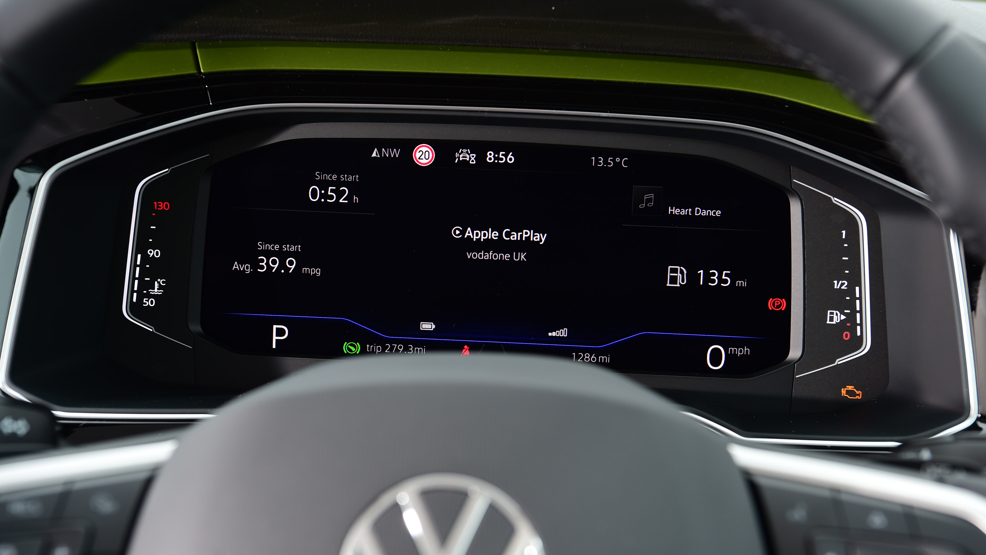 Volkswagen Taigo - dials