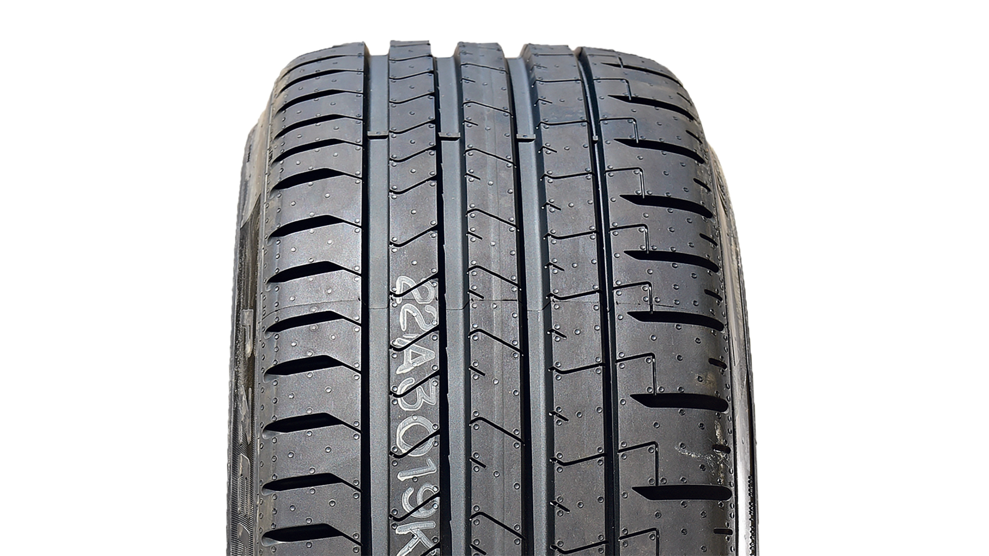 Ultra ultra high performance tyre test 12
