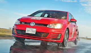 Ultra ultra high performance tyre test