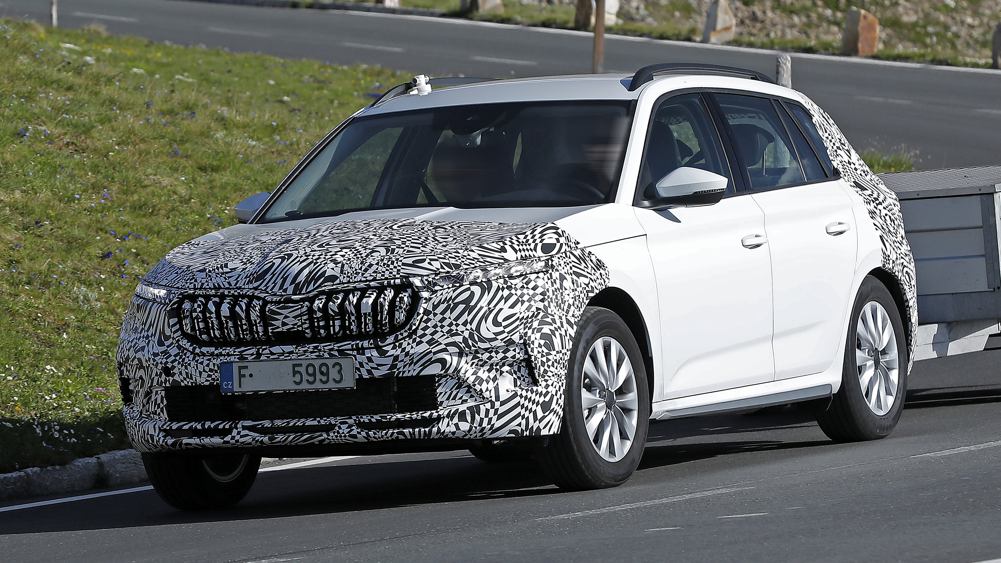 2023 Skoda Kamiq spy - front tracking