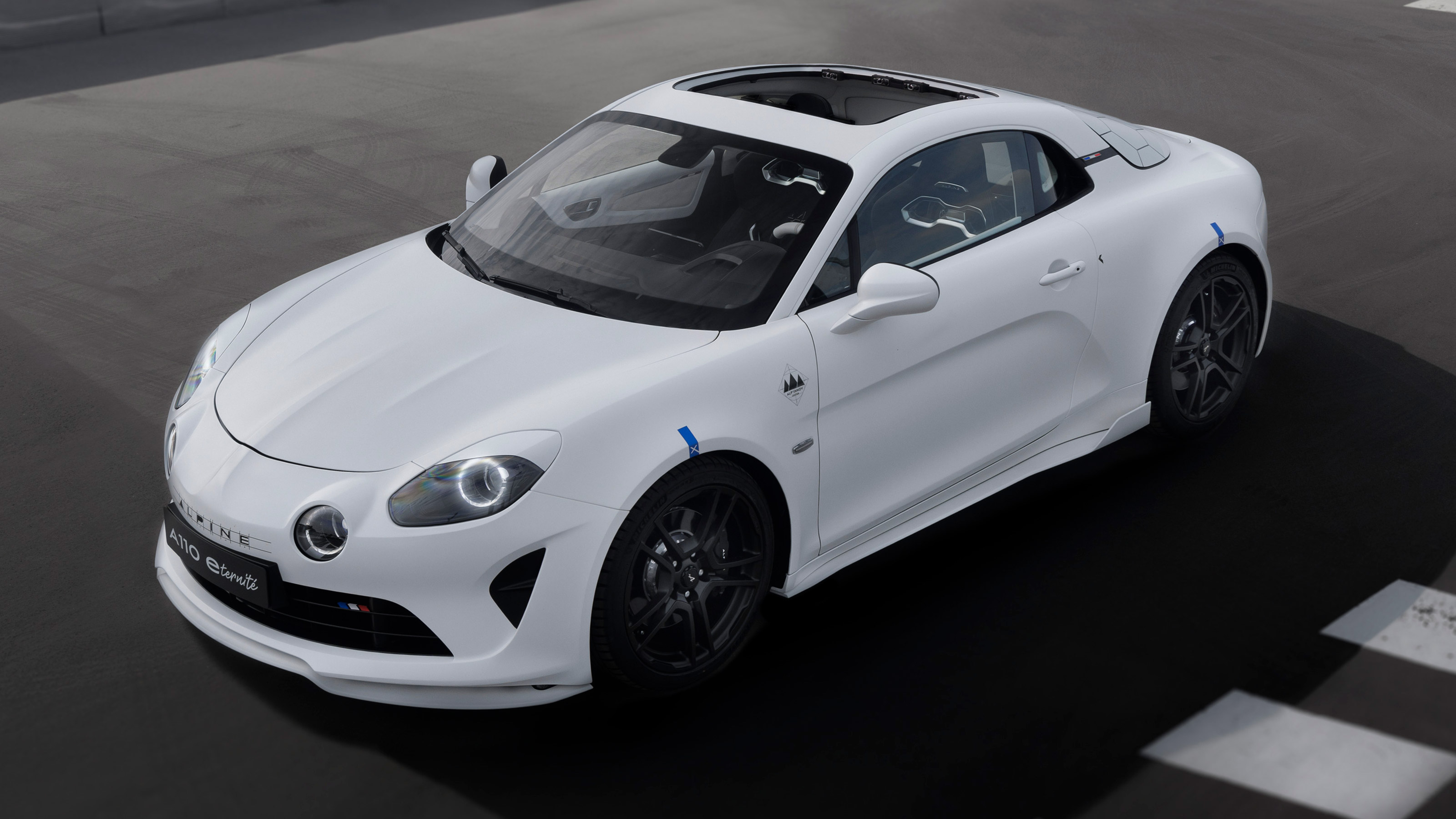 Alpine A110 E-ternite concept - front static
