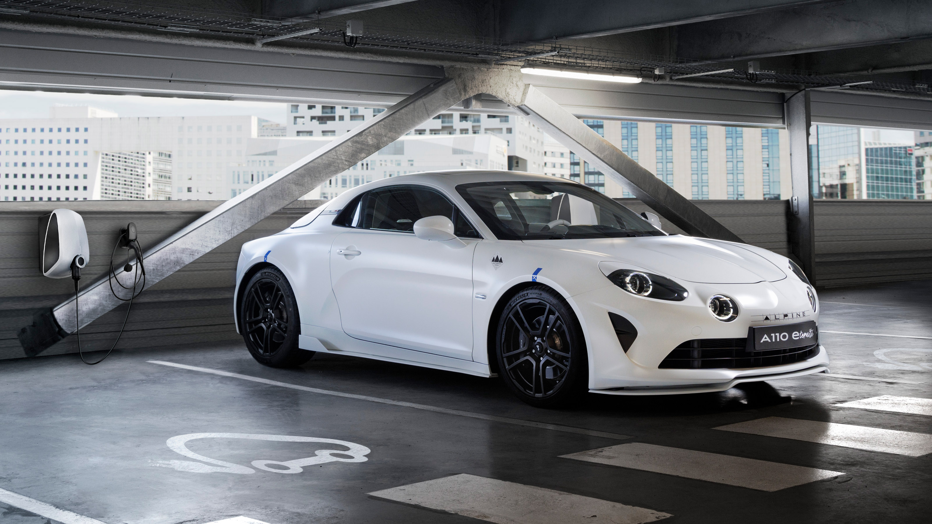 Alpine A110 E-ternite concept - charging