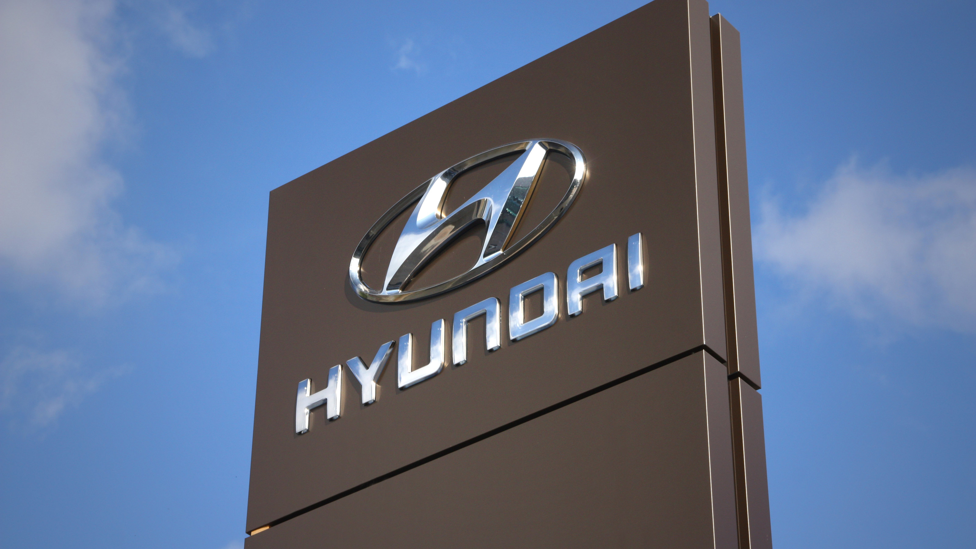 Hyundai dealer