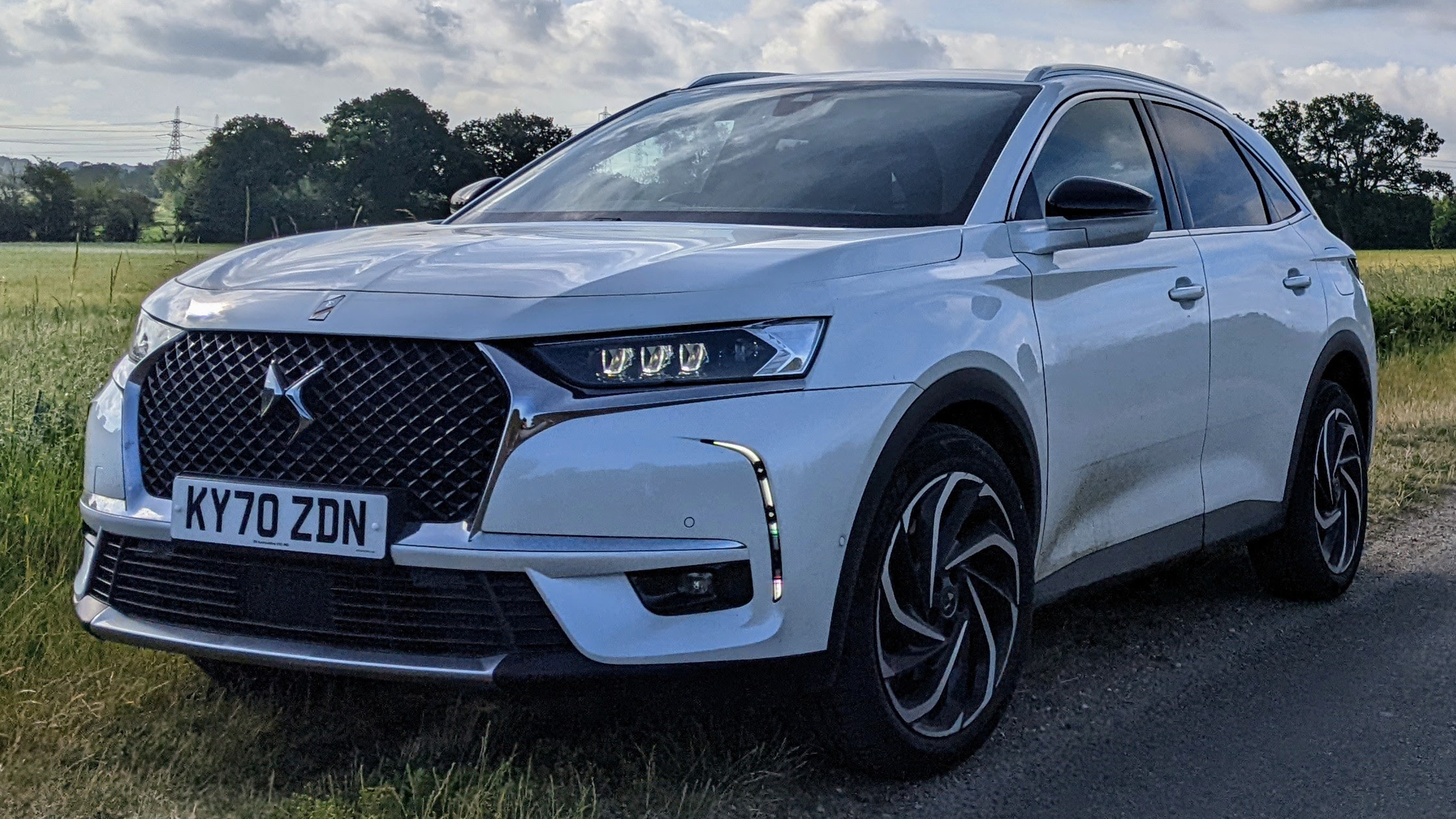 DS 7 E-Tense - front