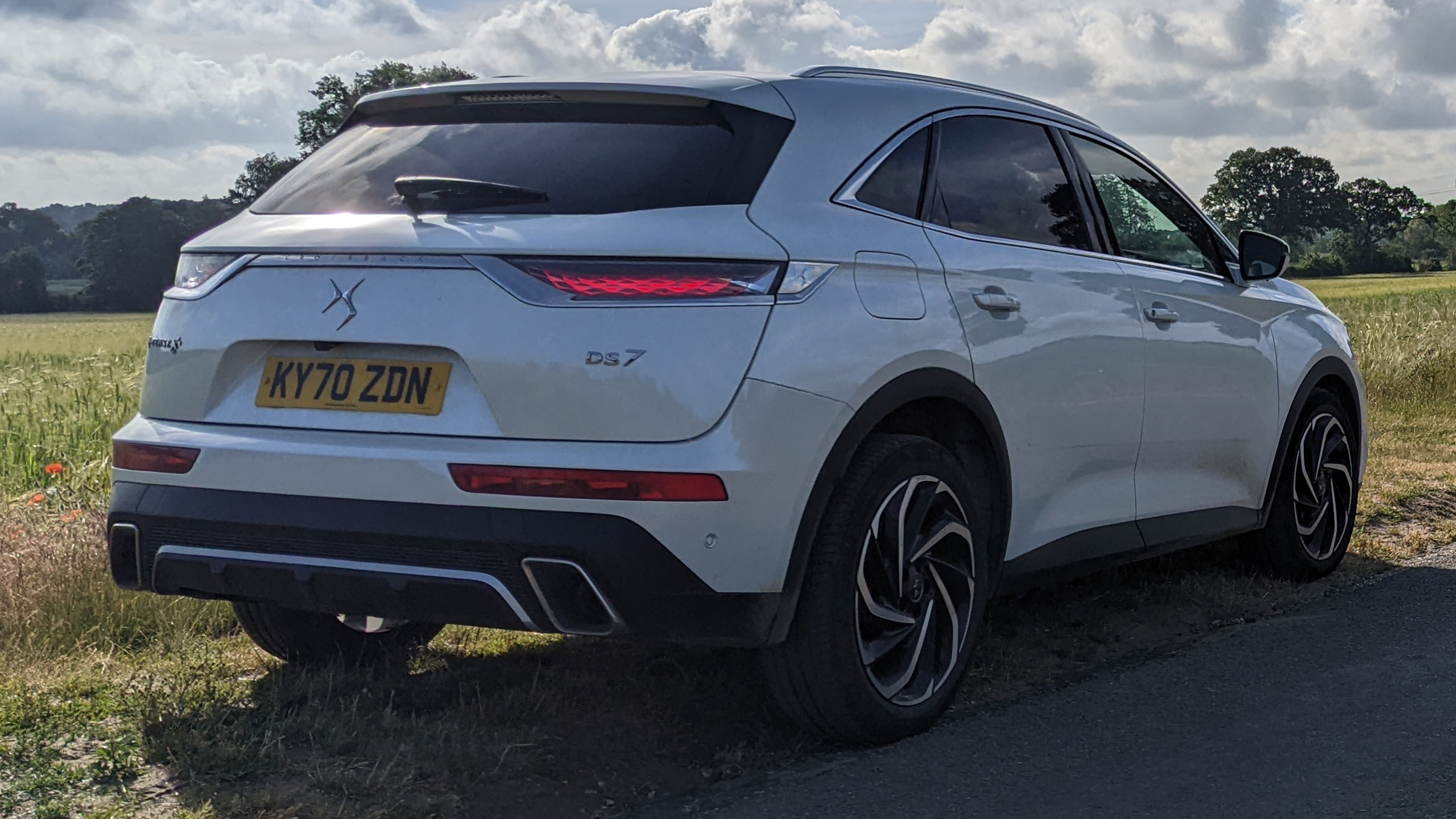 DS 7 E-Tense - rear