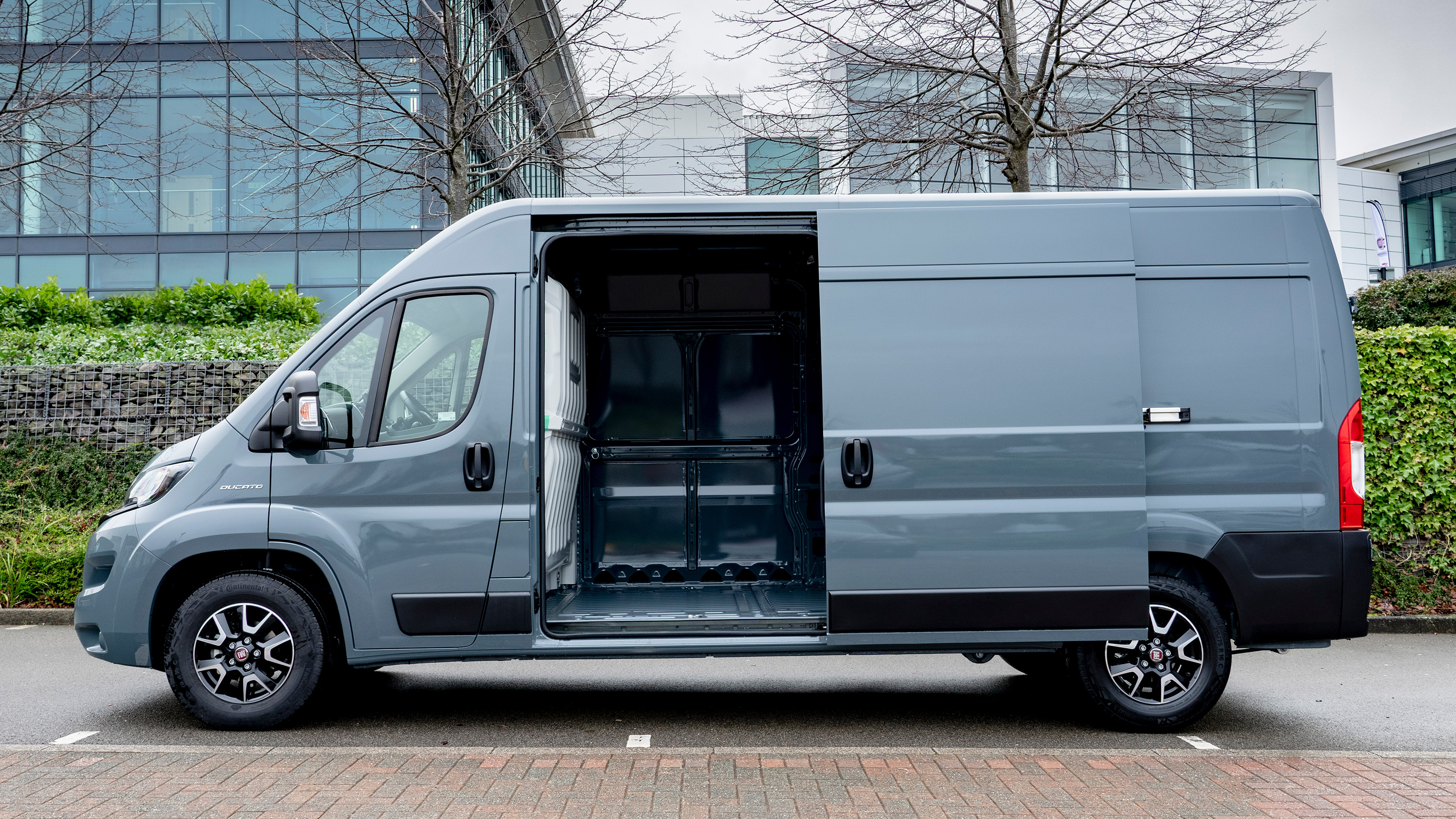 Fiat Ducato - side
