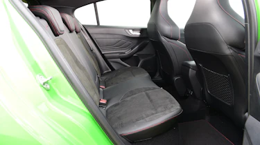 Ford Focus ST - rear seats