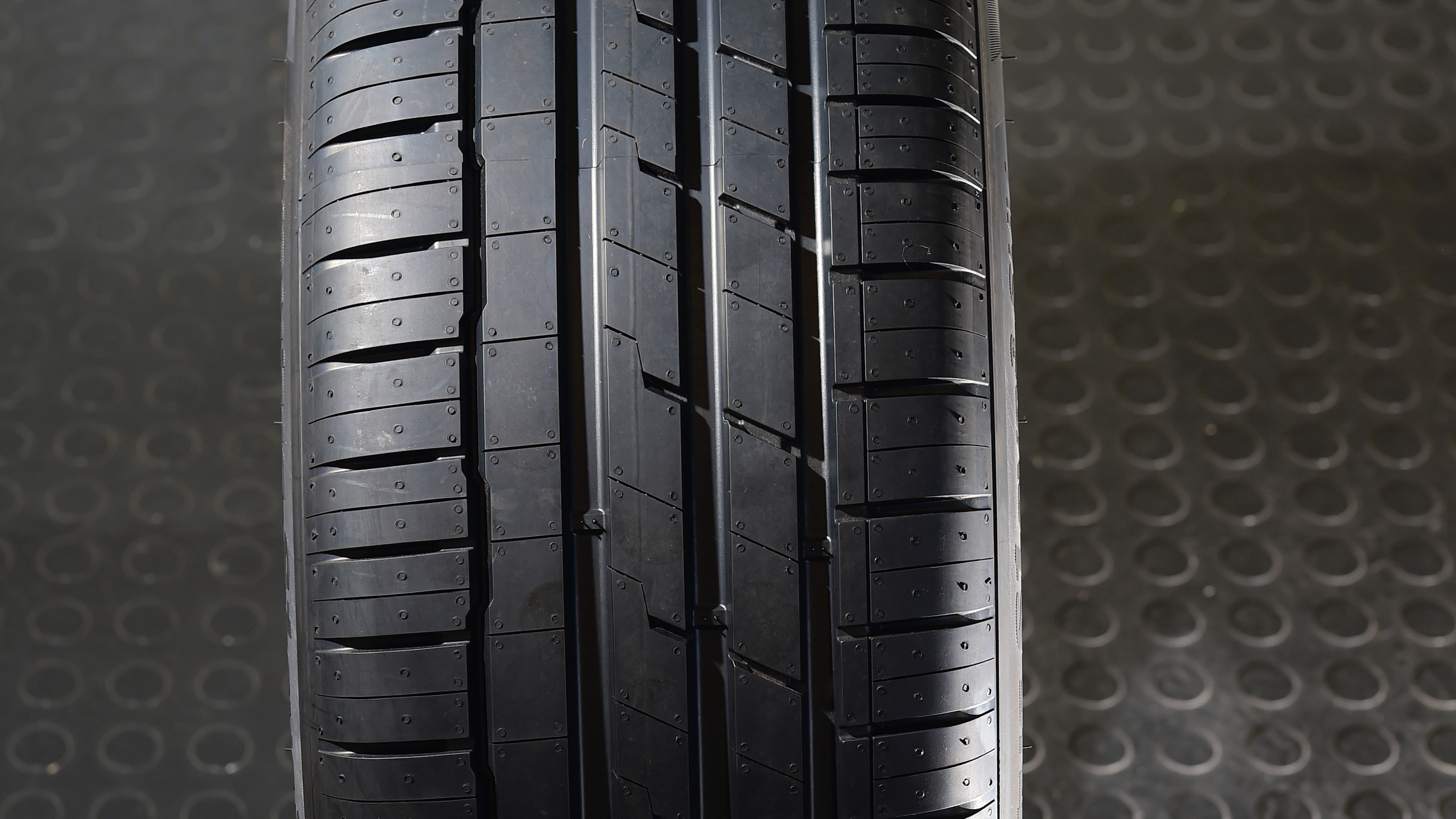 Hankook Ventus S1 evo3 SUV
