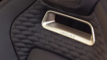 Jaguar F-Pace SVR Edition 1988 - seat detail