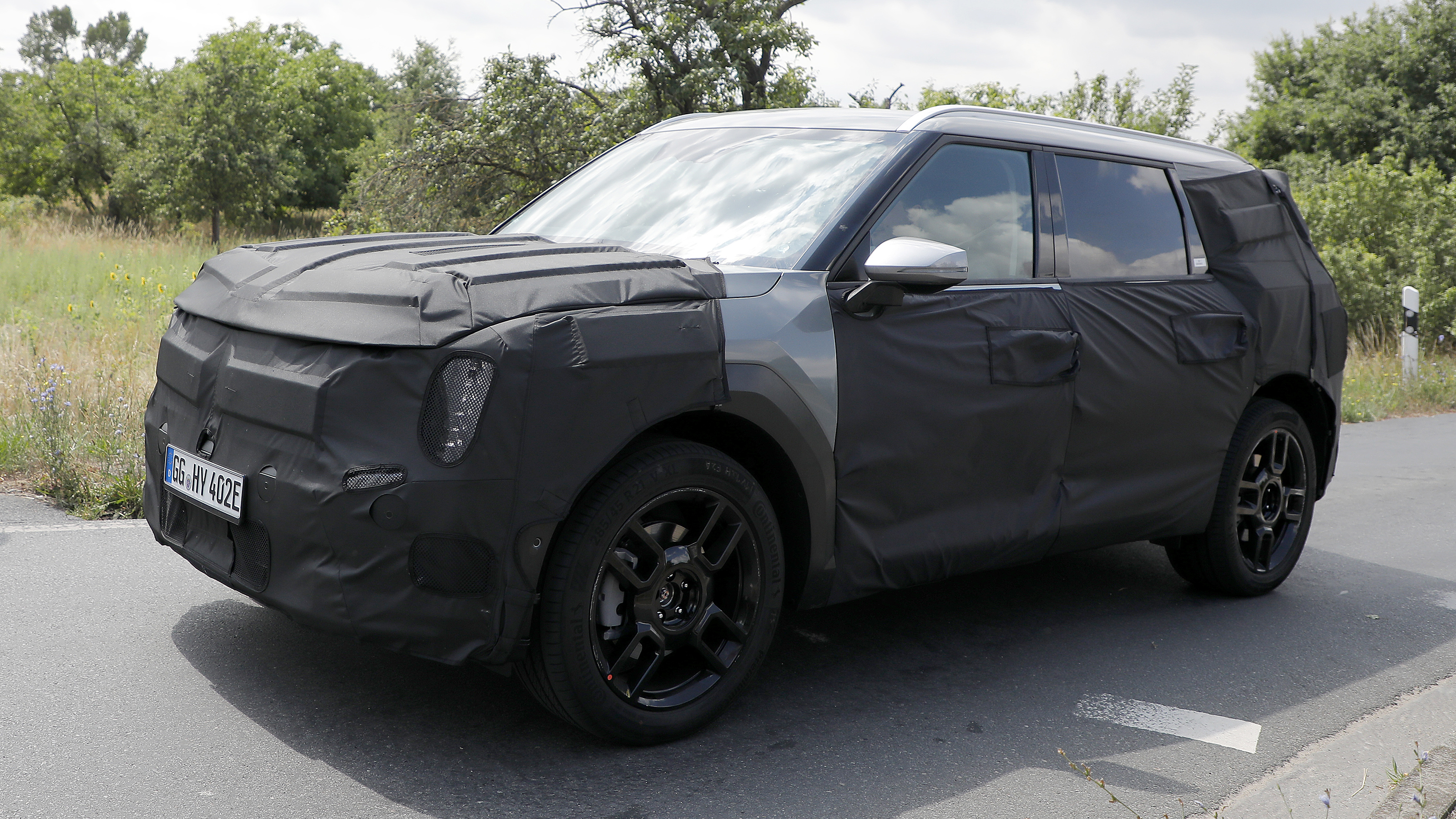 Kia EV9 spy shots 