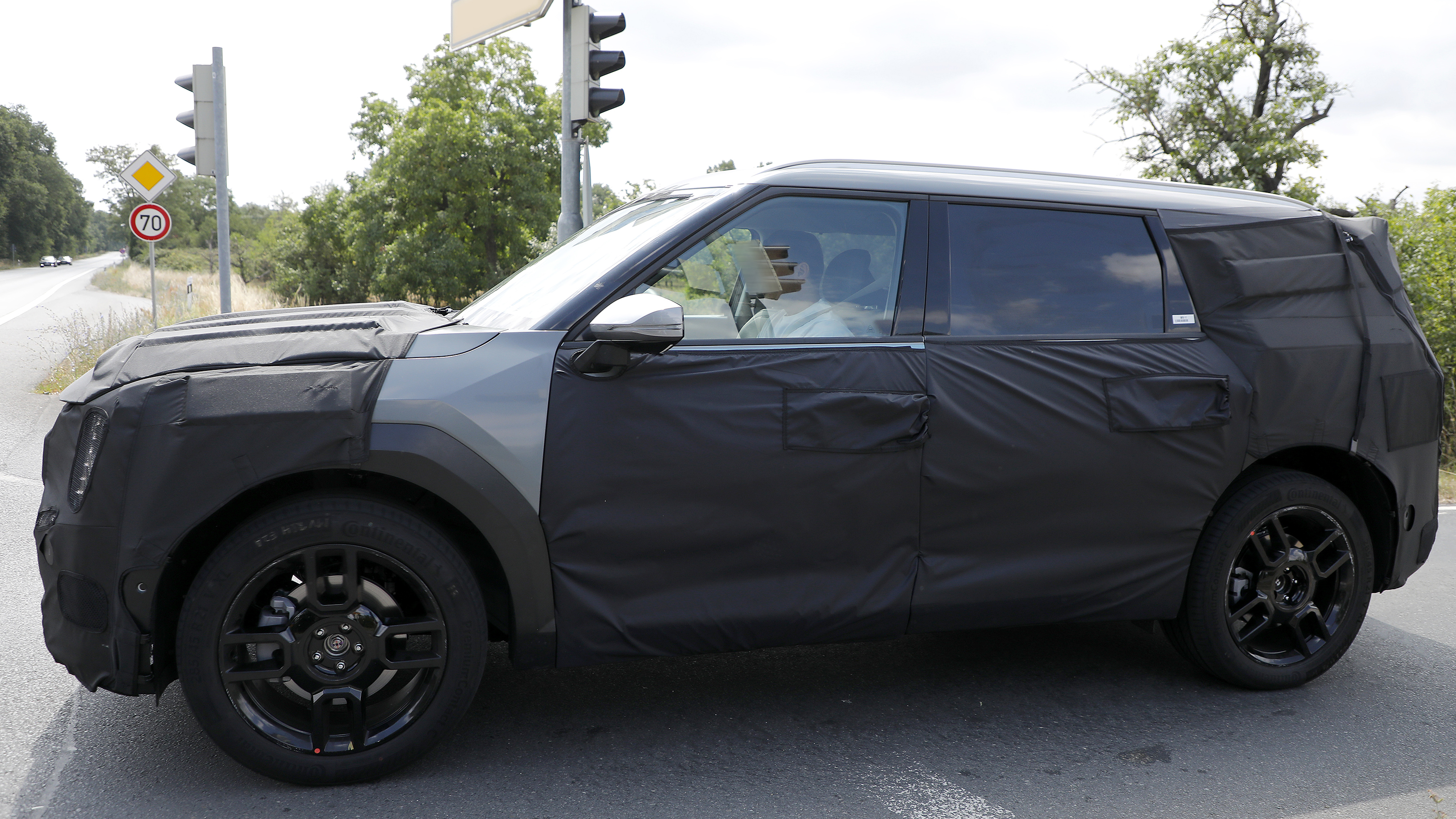 Kia EV9 spy shots 