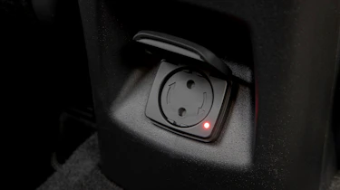 Kia Niro Hybrid - power plug
