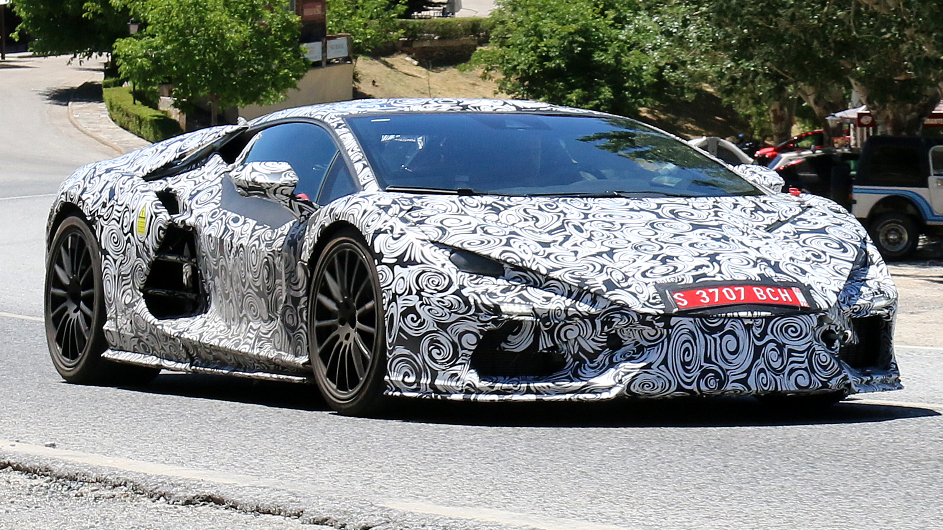 Lamborghini Aventador successor (July '22 spyshots) - front o/s