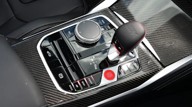 BMW M4 Convertible - gear selector
