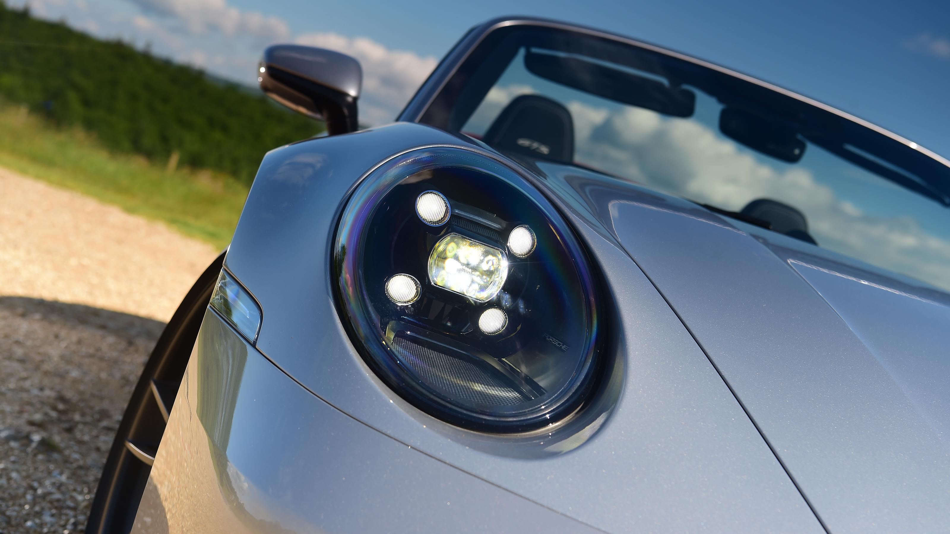 Porsche 911 Cabriolet - headlight