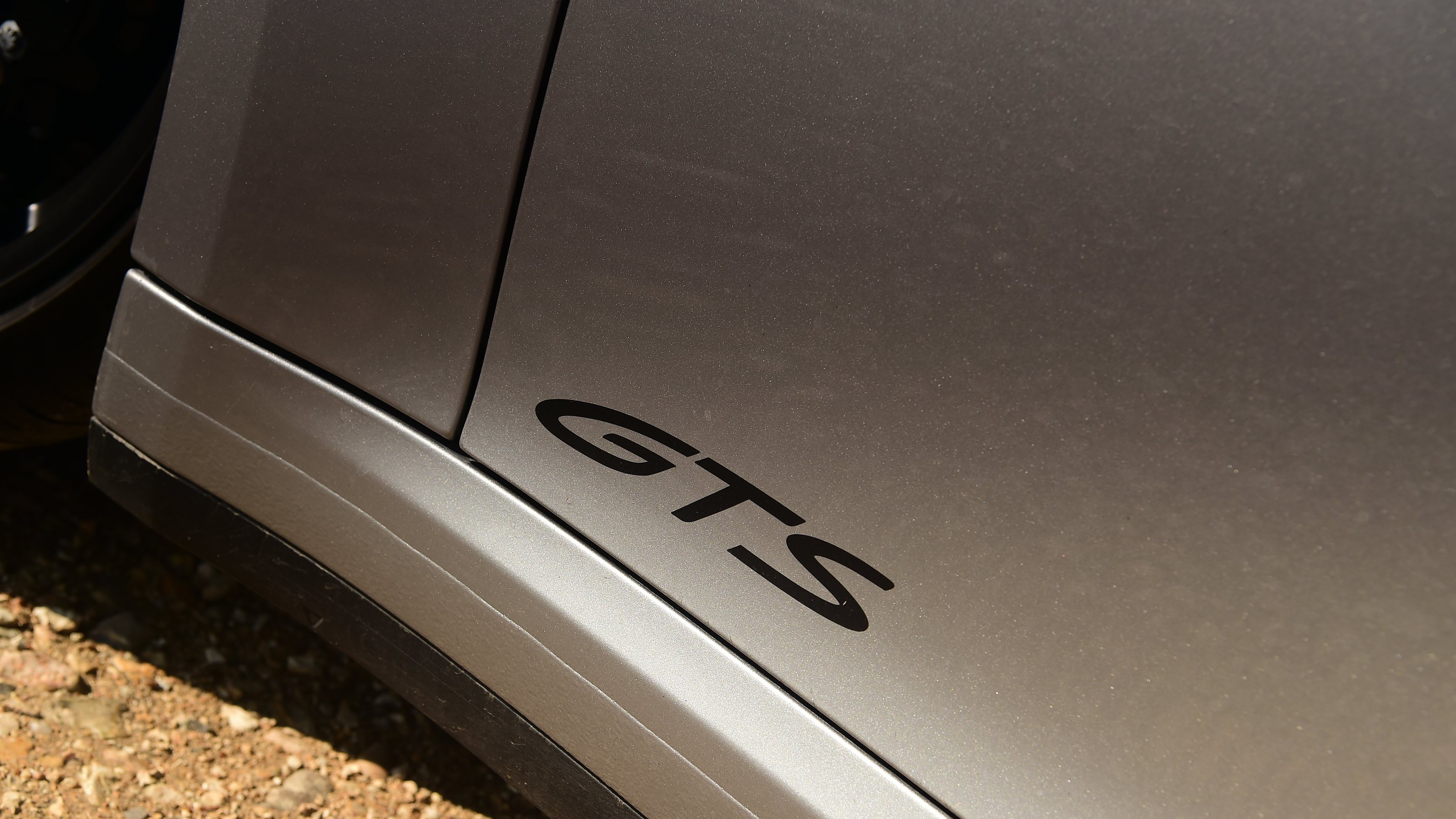 Porsche 911 Cabriolet - 'GTS' decal