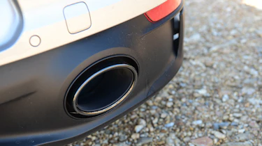 Porsche 911 Cabriolet - exhaust
