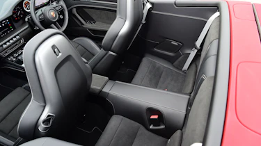 Porsche 911 Cabriolet - rear seats/cargo area