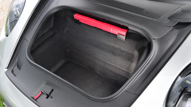 Porsche 911 Cabriolet - front storage area