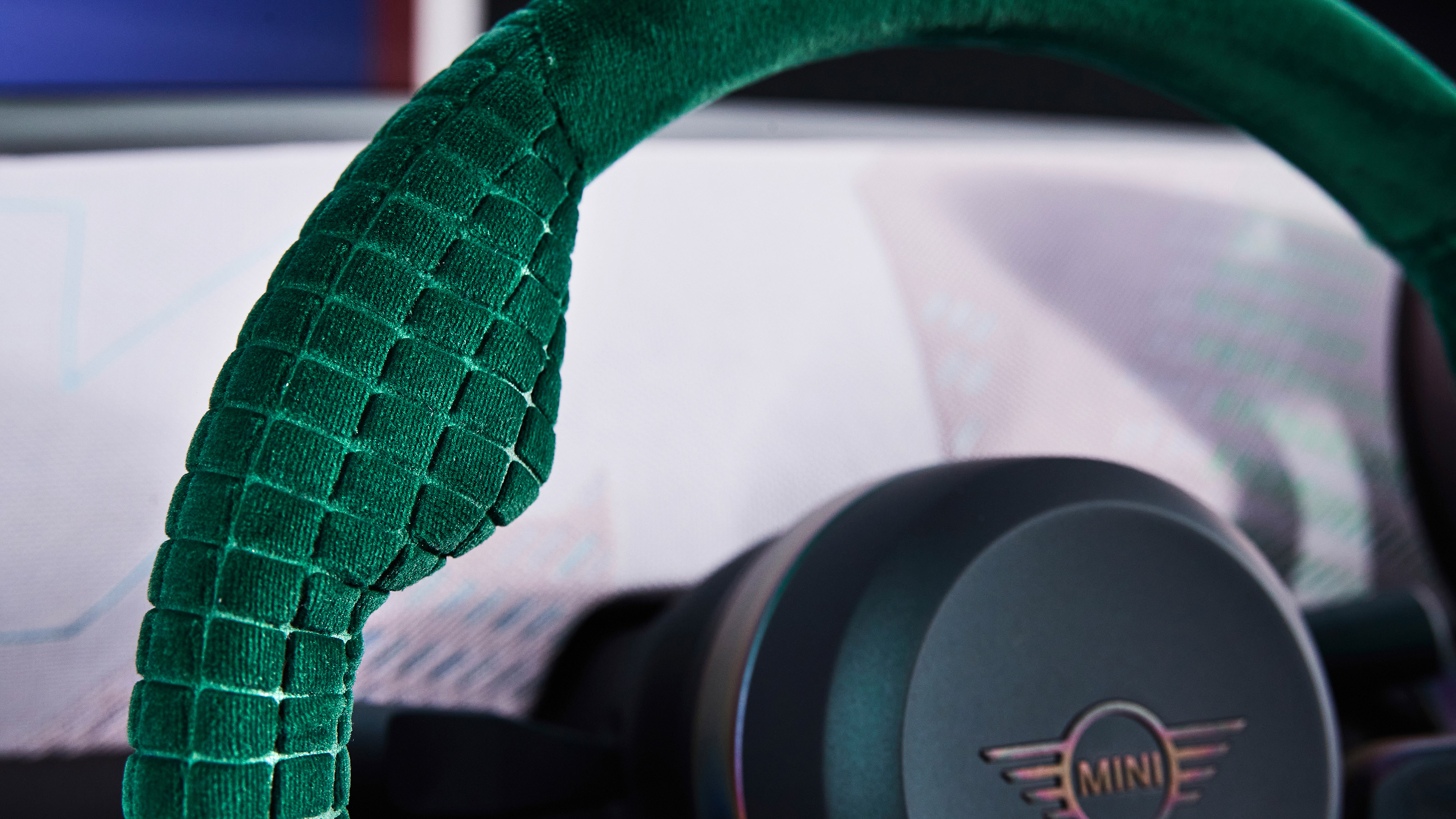 MINI Aceman - steering wheel detail