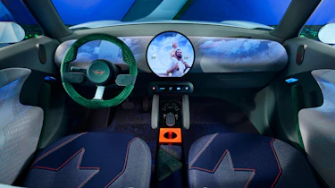 MINI Aceman - dash