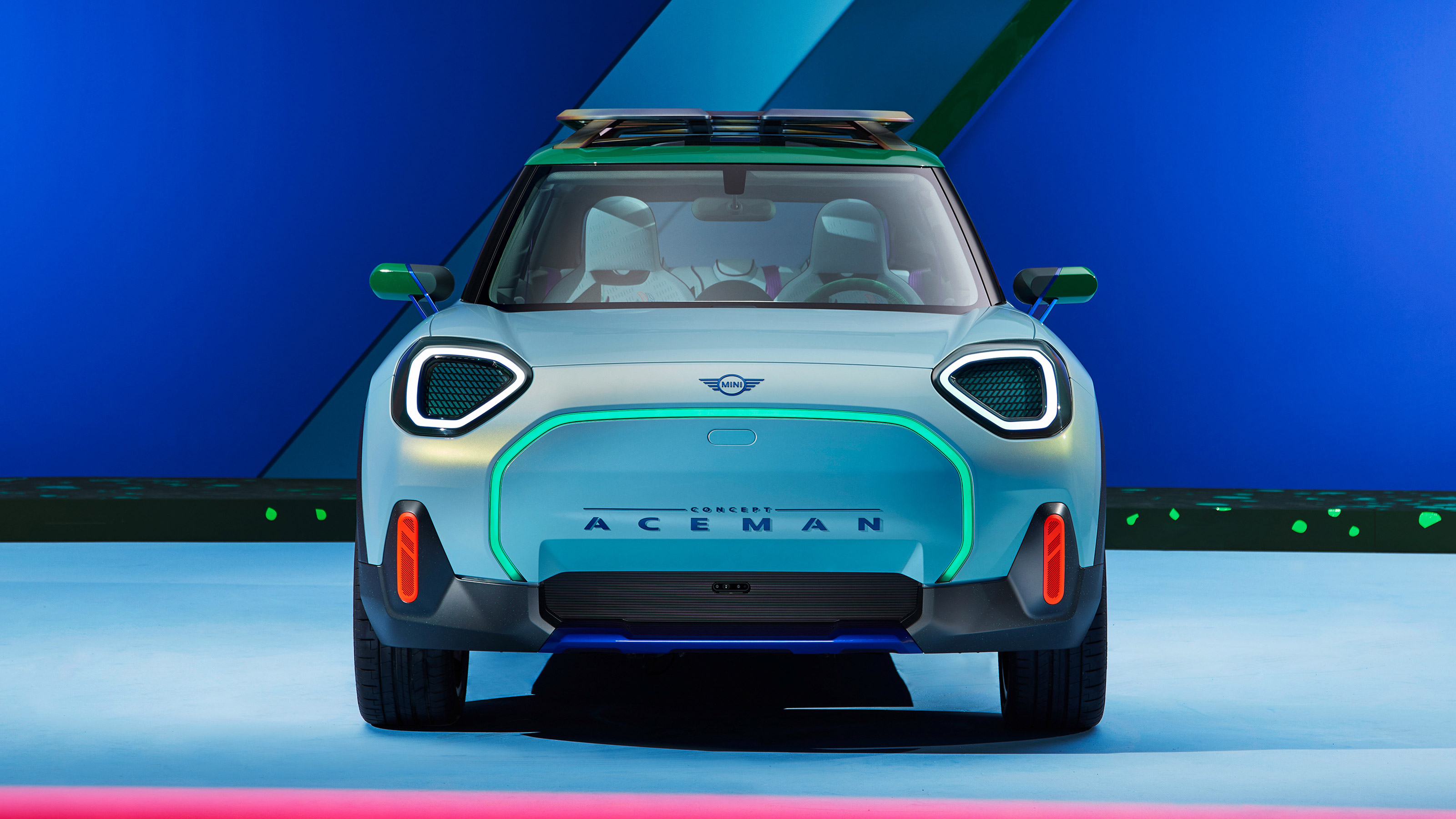 MINI Aceman - full front