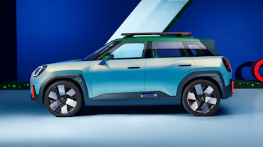 MINI Aceman - side
