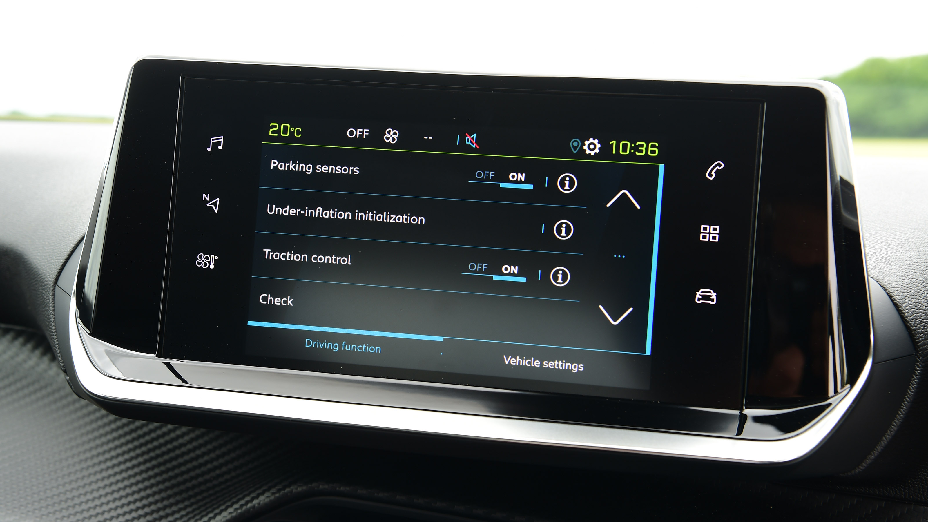 Peugeot e-2008 - infotainment