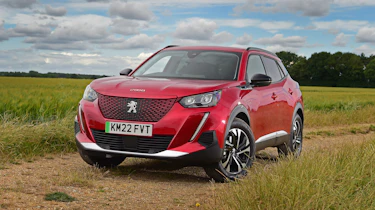 Peugeot e-2008 - front static