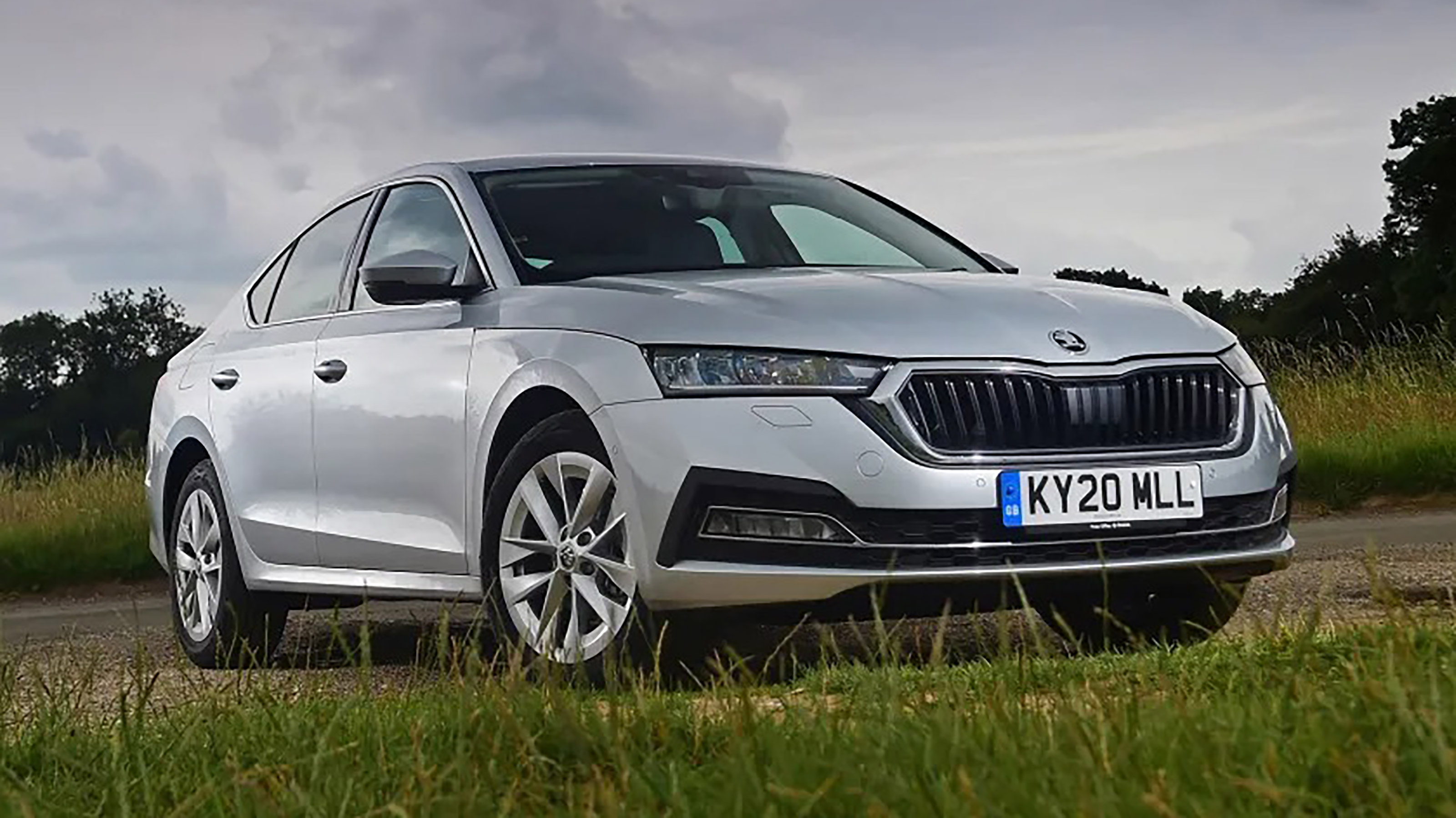 Used Skoda Octavia Mk4 - front