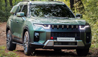 Ssangyong Torres - front