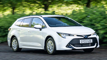 Toyota Corolla Commercial - front tracking