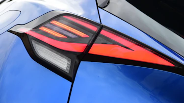 Kia Sportage vs Hyundai Tucson - Kia Sportage taillight