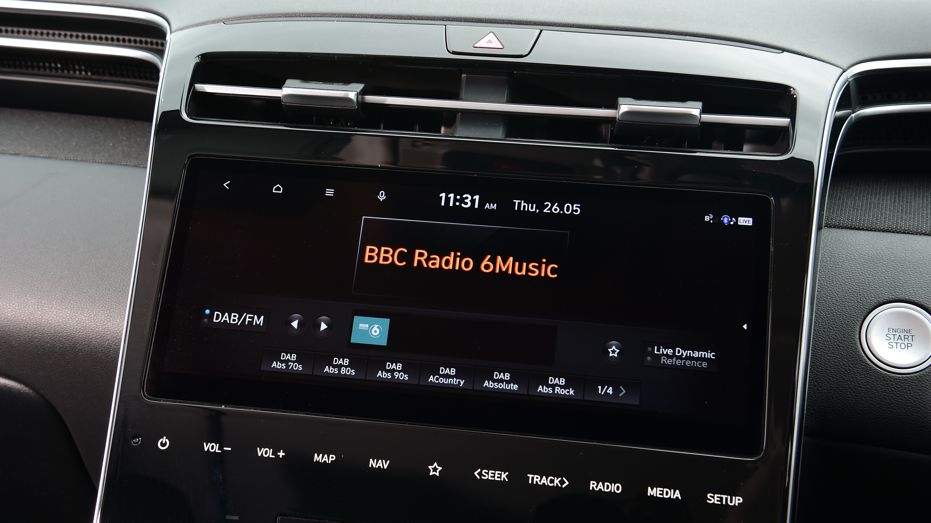 Kia Sportage vs Hyundai Tucson - Hyundai Tucson infotainment